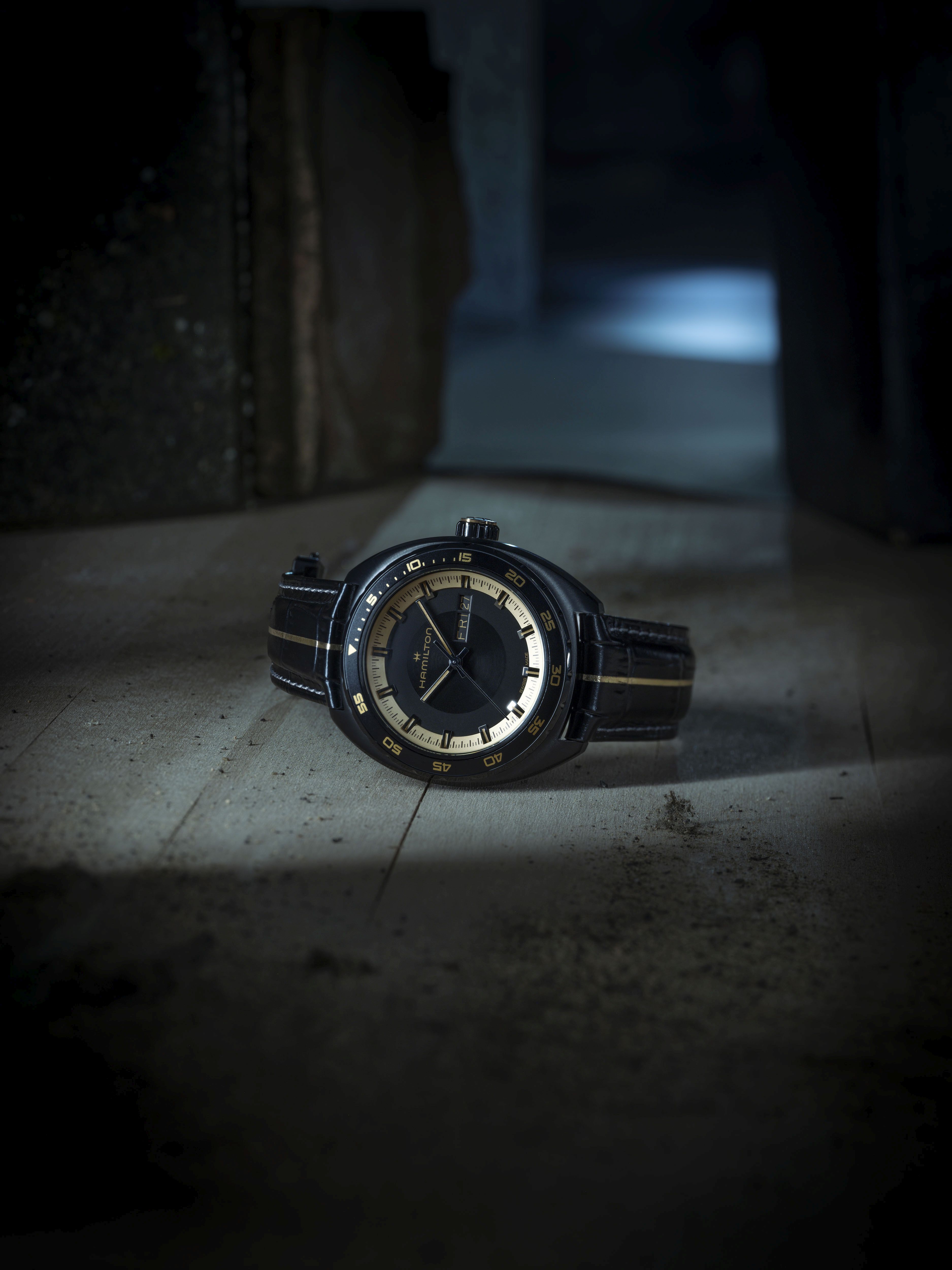 Resident Evil Requiem Hamilton Uhren Screenshots Bilder